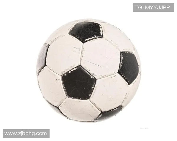 楚阿梅尼的传奇旅程与未来发展展望：从新星到足球巨星的蜕变之路